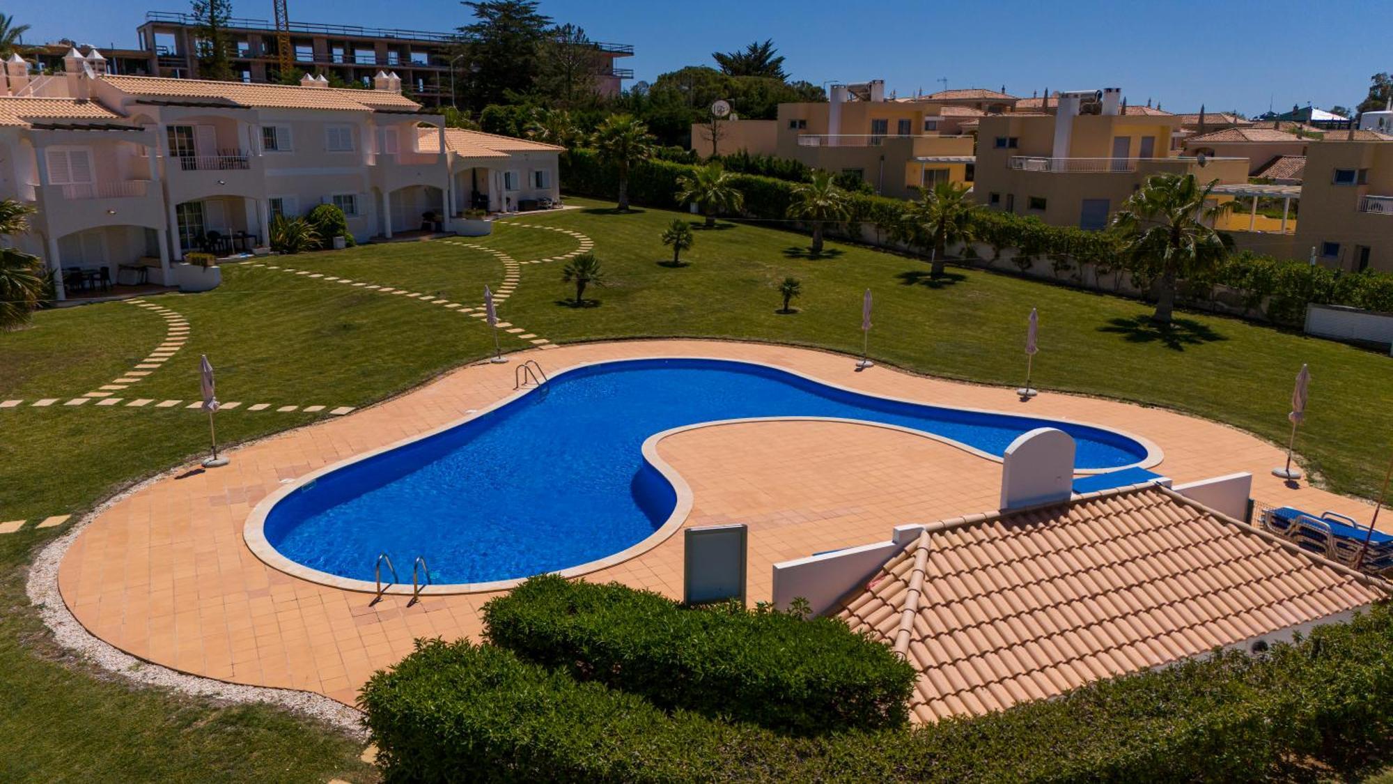 Apartamento No Condominio Baia Village Com Piscina 알부페이라 외부 사진